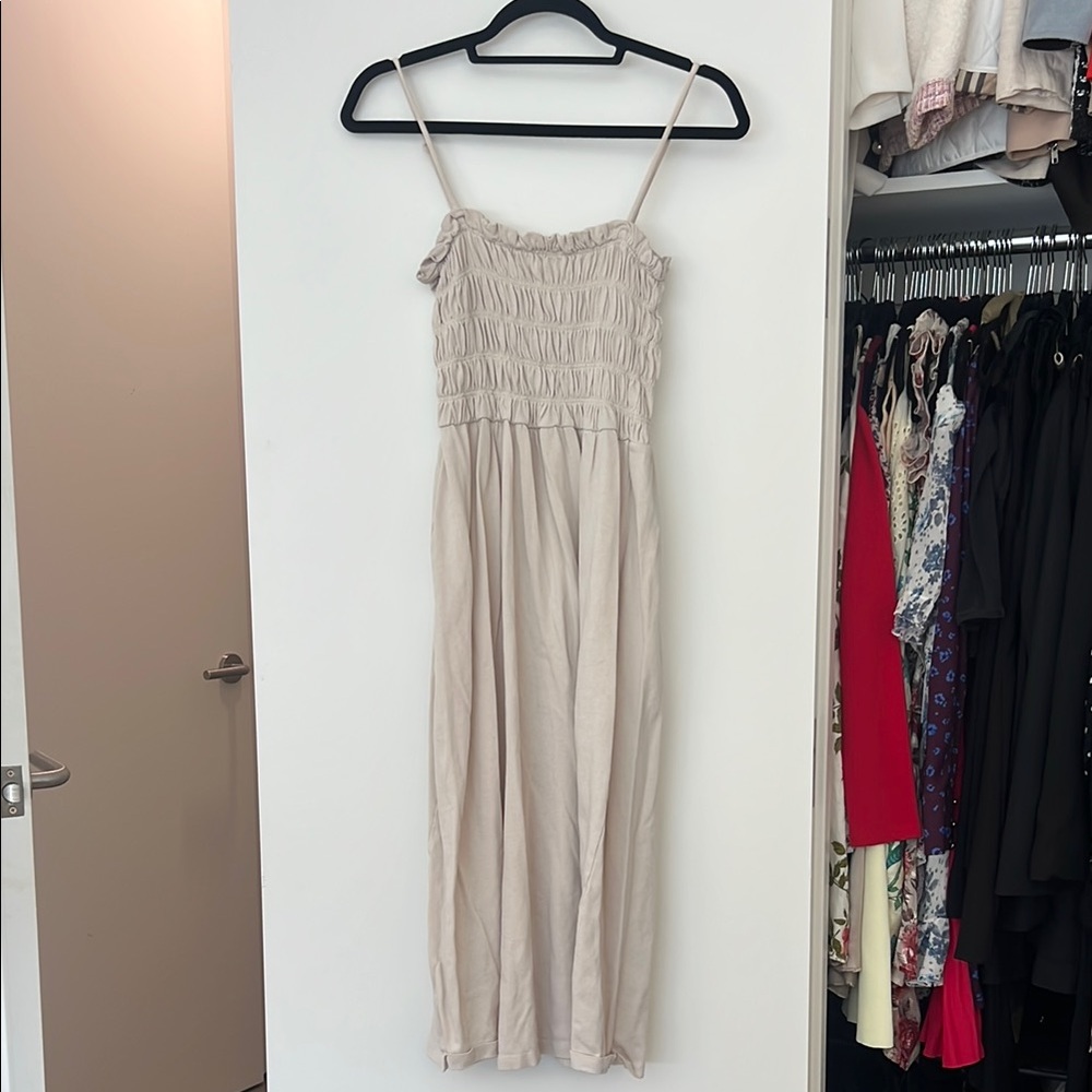 H&M Cream Maxi Dress with Ruched Bodice - Picture 1 of 4